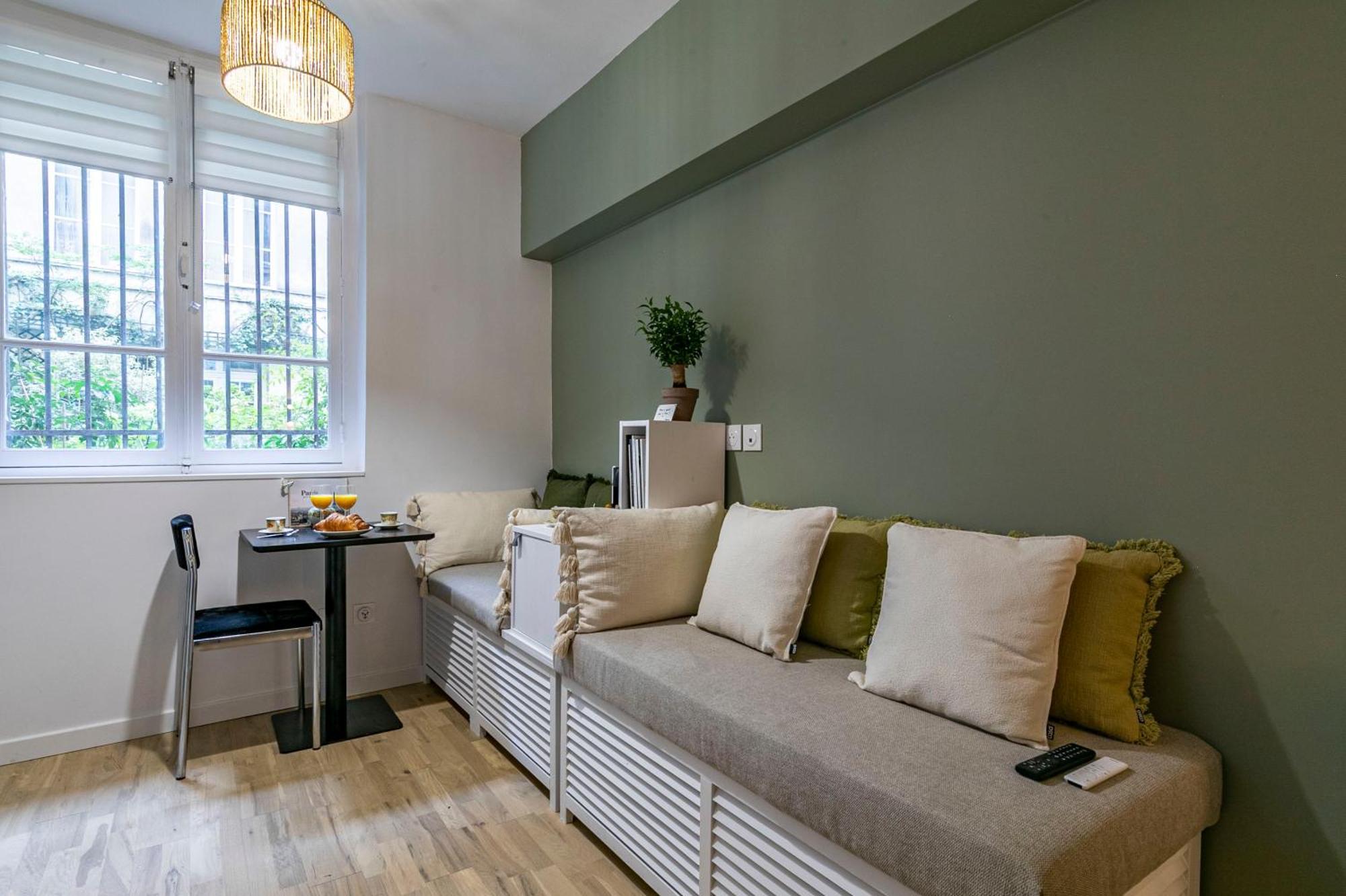 Apartamento Design And Quiet On Wooded Courtyard !